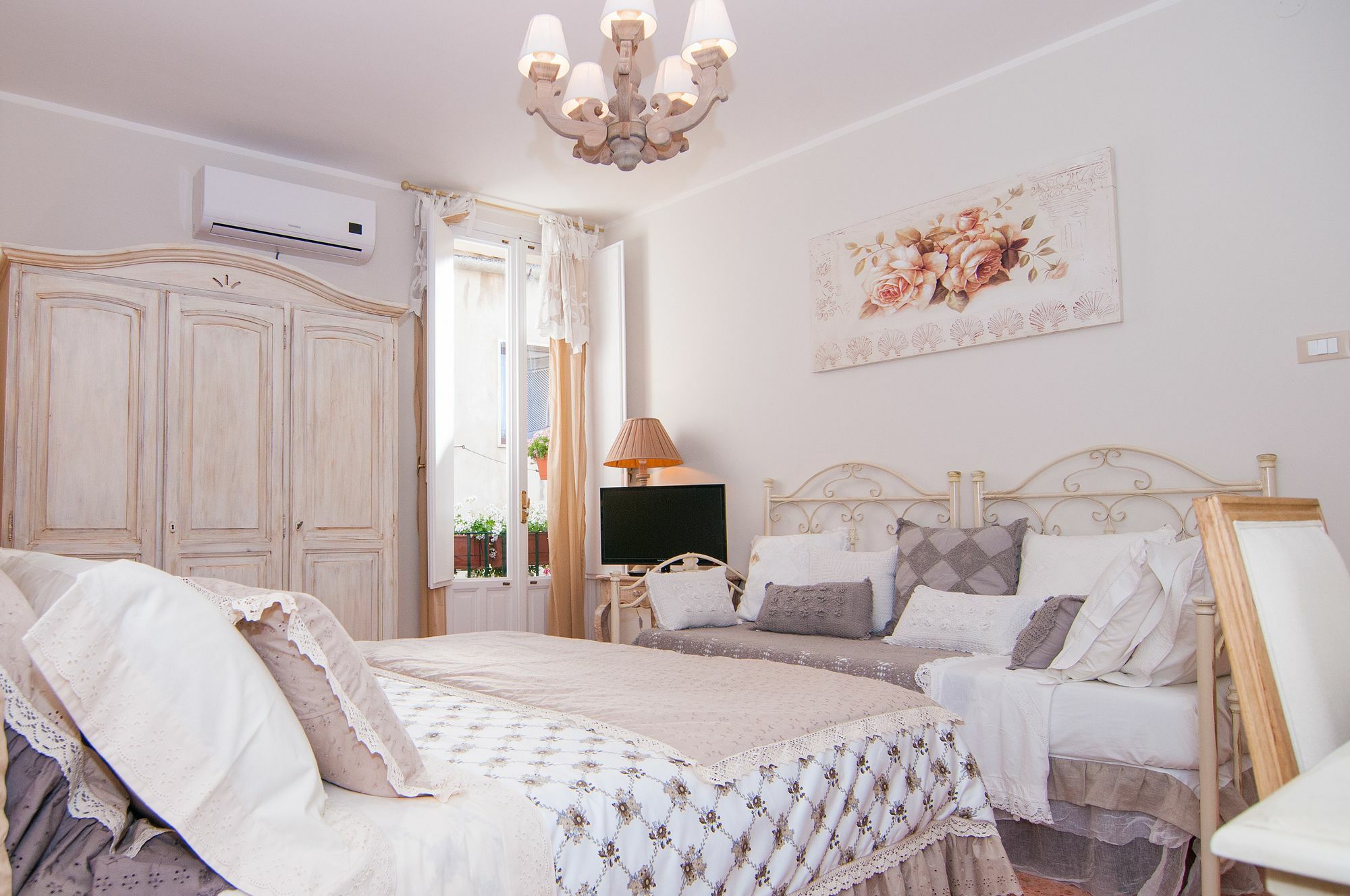 Vacanze Romantiche A Modica Bagian luar foto